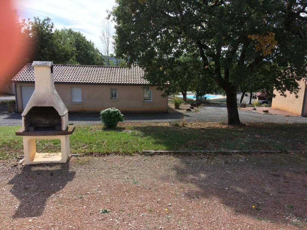 Hotel Les Sentiers Du Causse à Lentillac du Causse Extérieur photo
